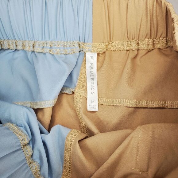 Fabletics Anastasia Colorblock Cargo Short Size M - Picture 9 of 9